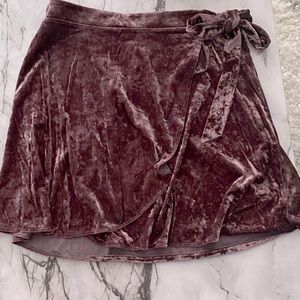 American Eagle Velvet Skirt